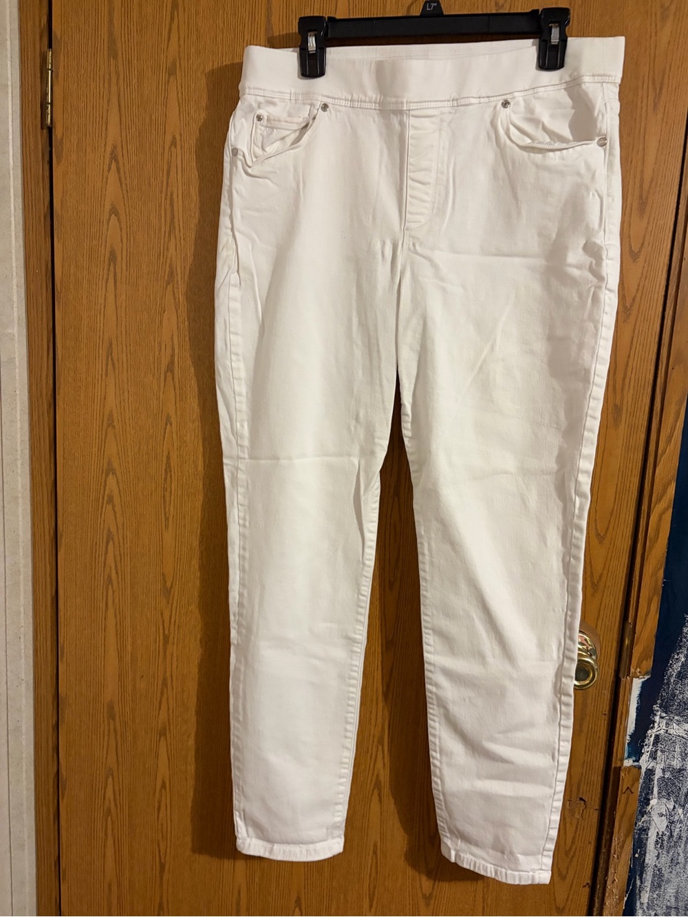 Gloria Vanderbilt White Cropped Stretch Jeans